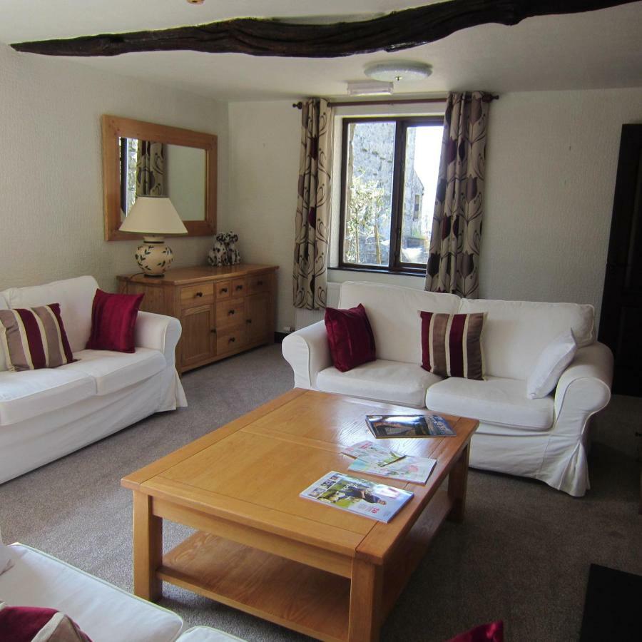 Scar Close Farmhouse Hotel Settle Eksteriør billede
