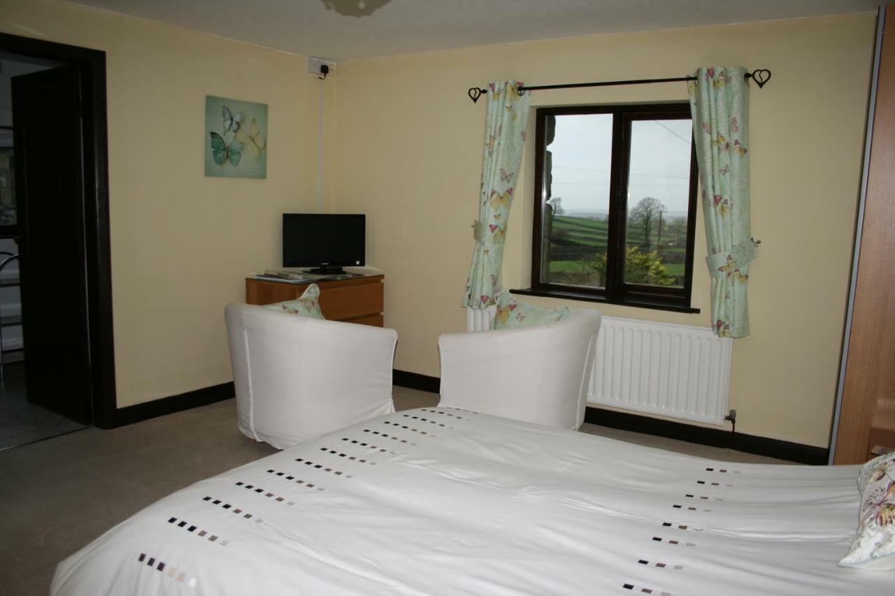 Scar Close Farmhouse Hotel Settle Eksteriør billede